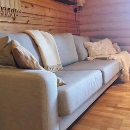 Logcabin, Sauna, Fireplace, View, Kitchen 別荘 *