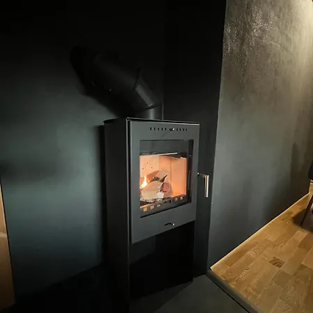 Logcabin, Sauna, Fireplace, View, Kitchen 펜션 *